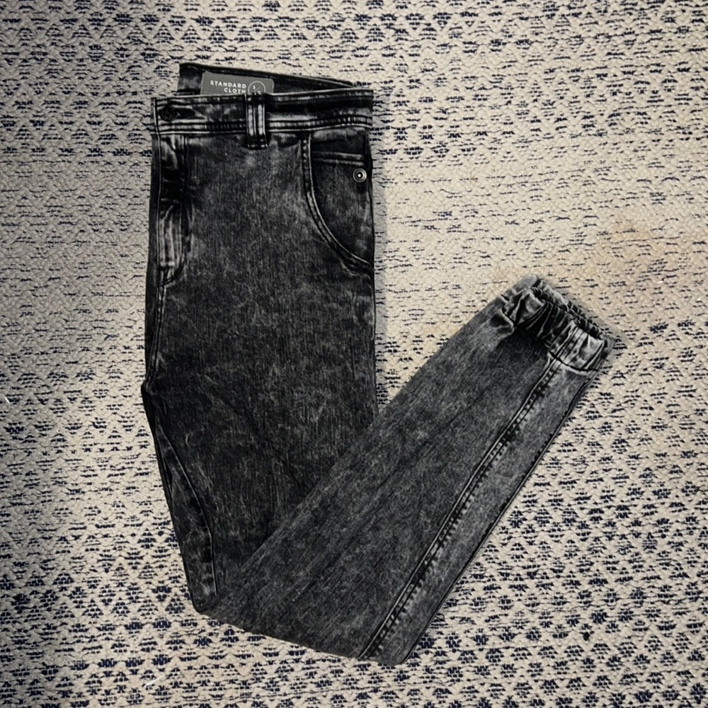 STANDARD CLOTH Men’s Acid Washed Demin Joggers